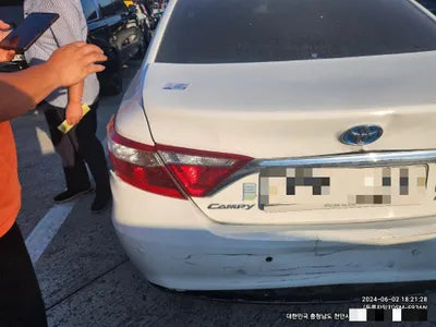 2016 Toyota Camry VIN: