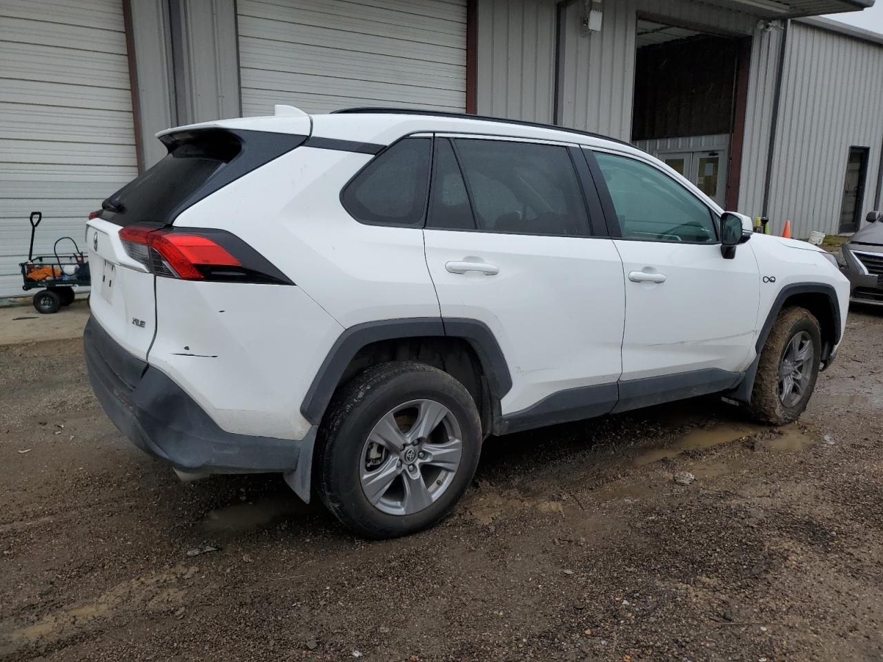 2022 TOYOTA RAV4 XLE VIN:2T3W1RFV0NC190272