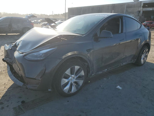 2024 TESLA MODEL Y  VIN:7SAYGDEE0RA275960