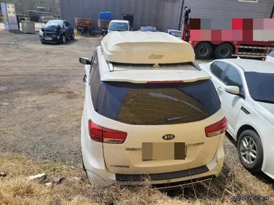 2017 Kia Carnival VIN: