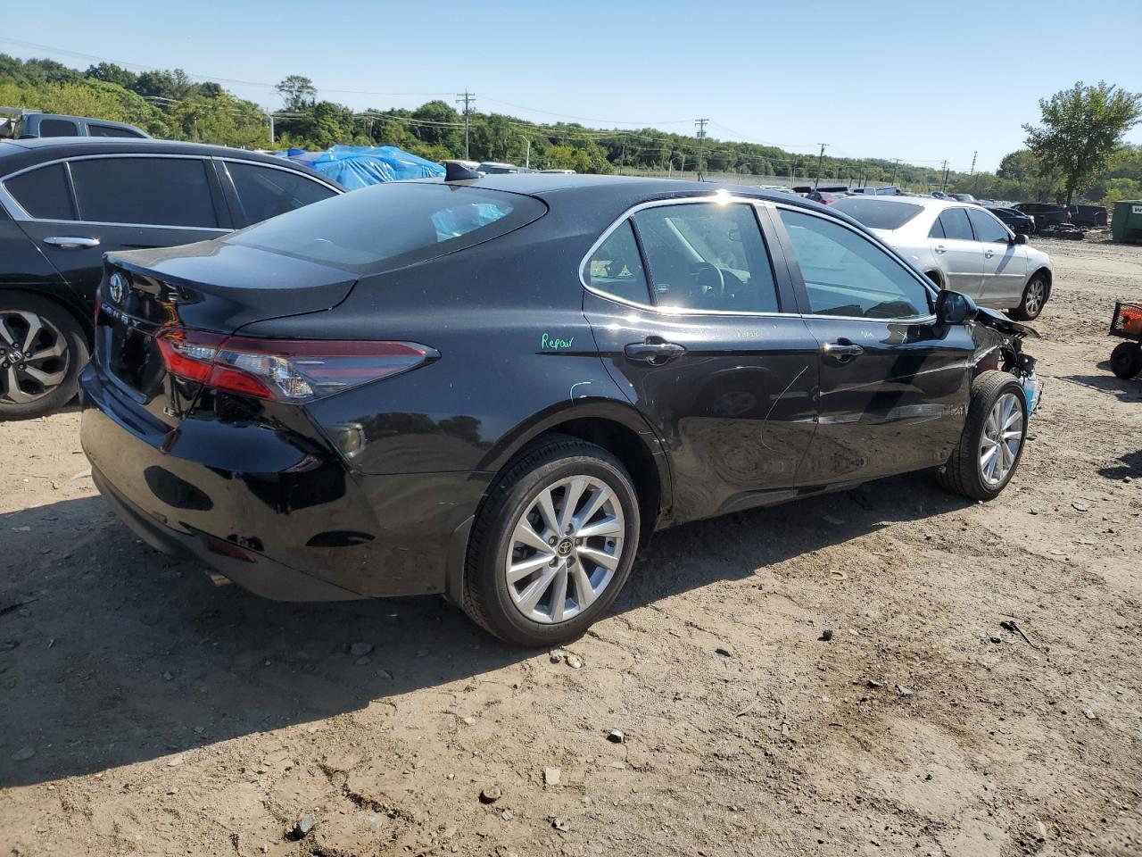 2024 TOYOTA CAMRY LE VIN:4T1C11AK7RU201587