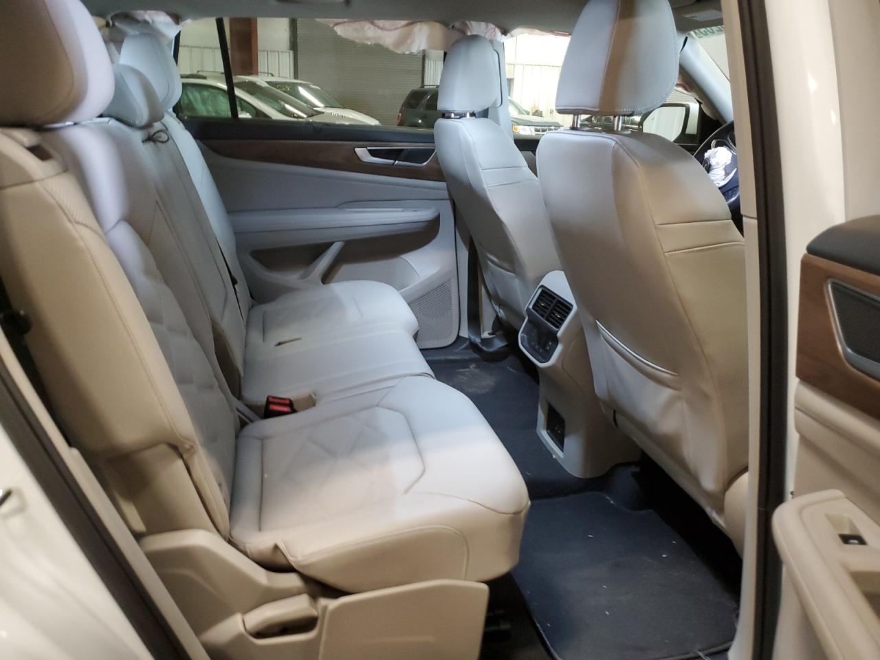 2024 VOLKSWAGEN ATLAS SE VIN:1V2HR2CA7RC604180