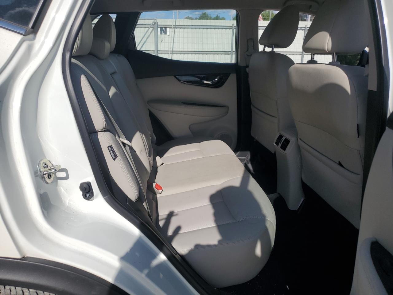 2022 NISSAN ROGUE SPORT SL VIN:JN1BJ1CW9NW496757