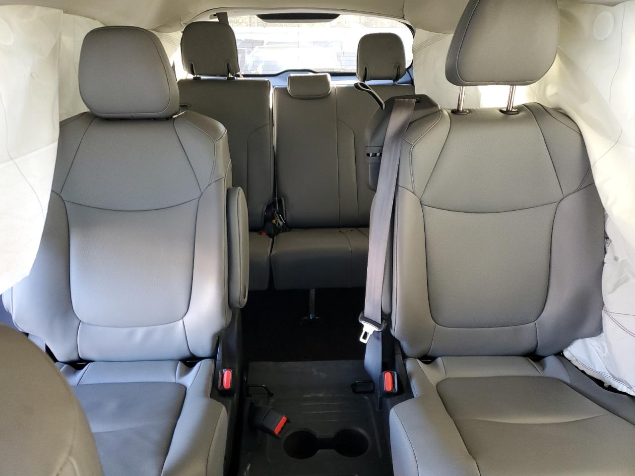 2022 TOYOTA SIENNA XLE VIN:5TDYRKEC1NS098418
