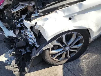 2016 Mercedes-Benz C 220 624KMWDDWF0EB4GR1 VIN:624KMWDDWF0EB4GR1