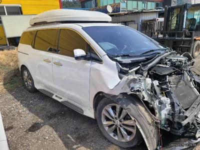 2017 Kia Carnival VIN: