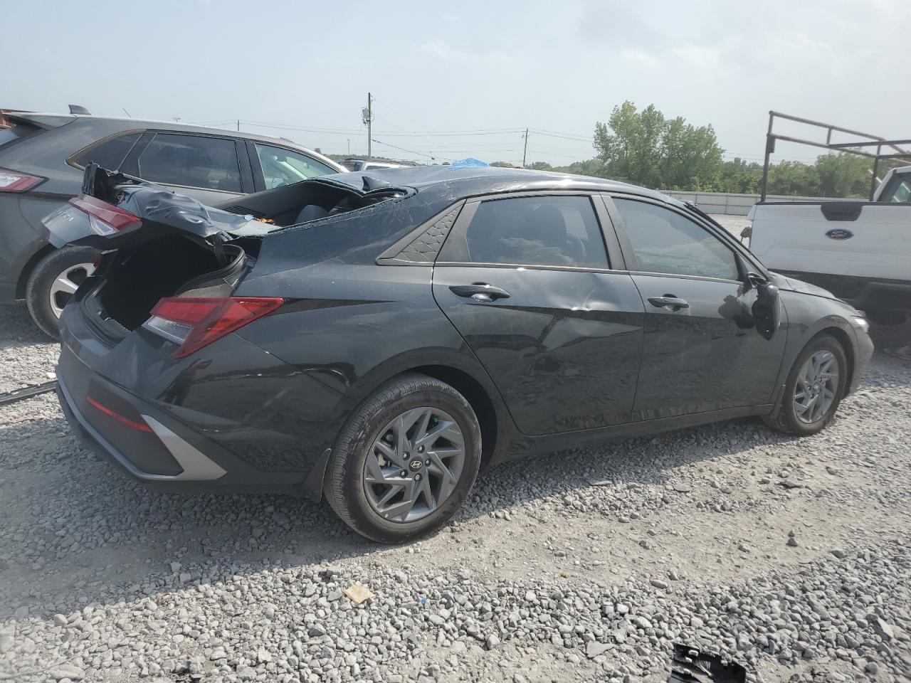 2024 HYUNDAI ELANTRA SEL VIN:KMHLM4DG7RU762825