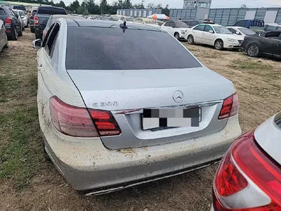 2014 Mercedes-Benz E 300 VIN: