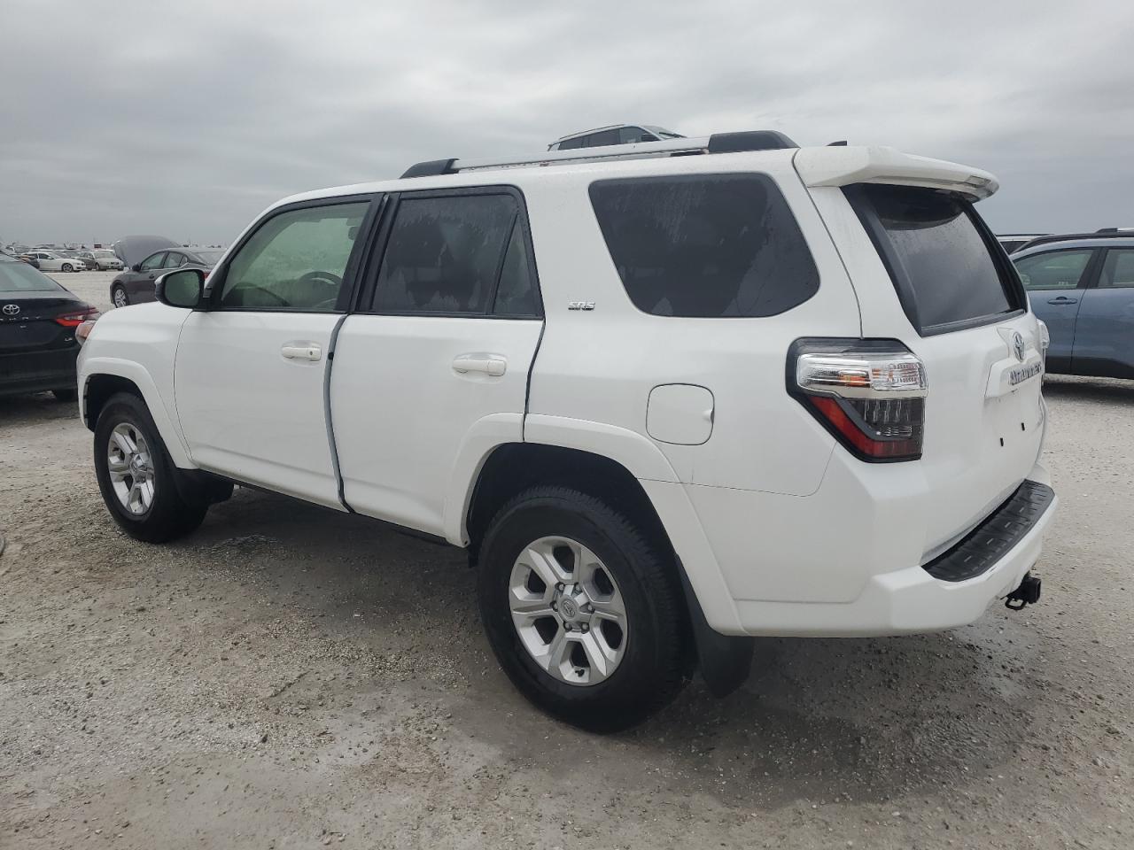 2024 TOYOTA 4RUNNER SR5 VIN:JTEEU5JR2R5309632