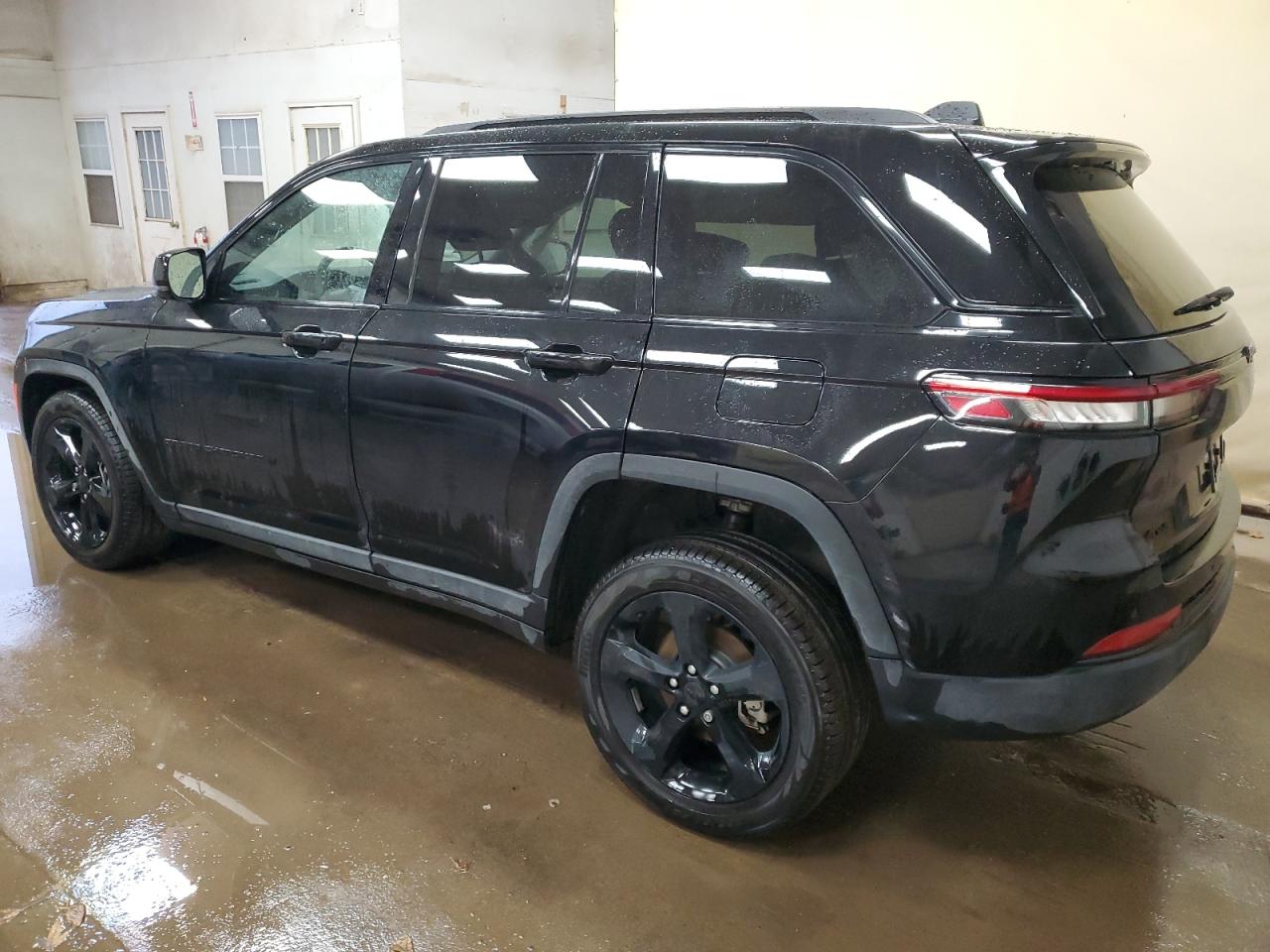 2024 JEEP GRAND CHEROKEE LIMITED VIN:1C4RJHBG5RC704686