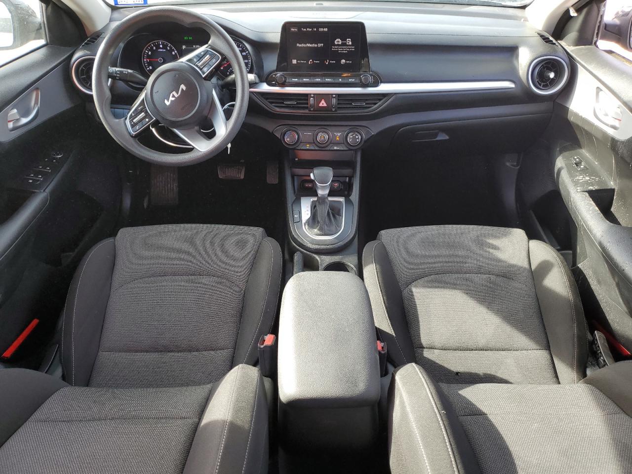 2024 KIA FORTE LX VIN:3KPF24AD8RE730515