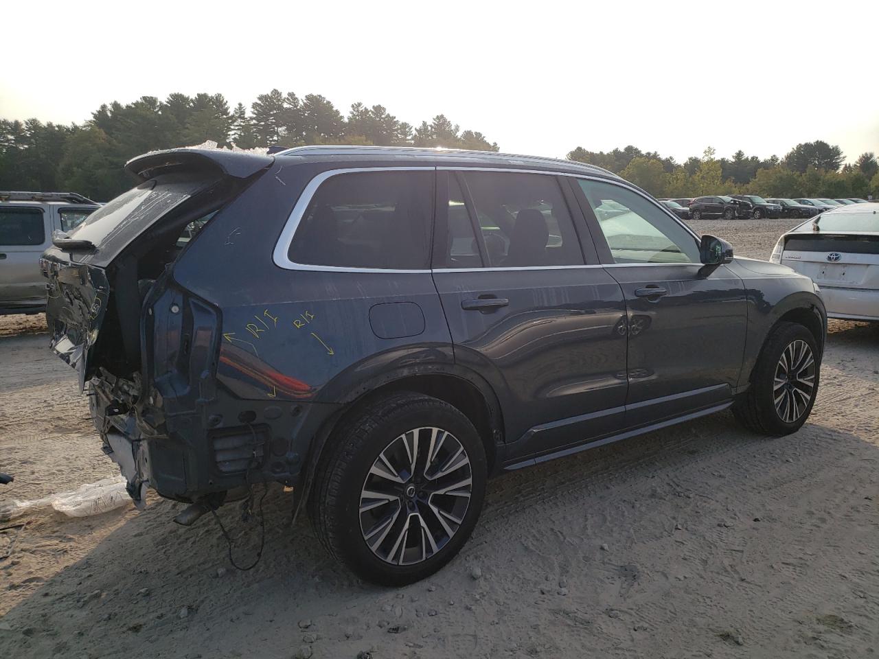 2022 VOLVO XC90 T6 MOMENTUM VIN:YV4A22PK2N1840071