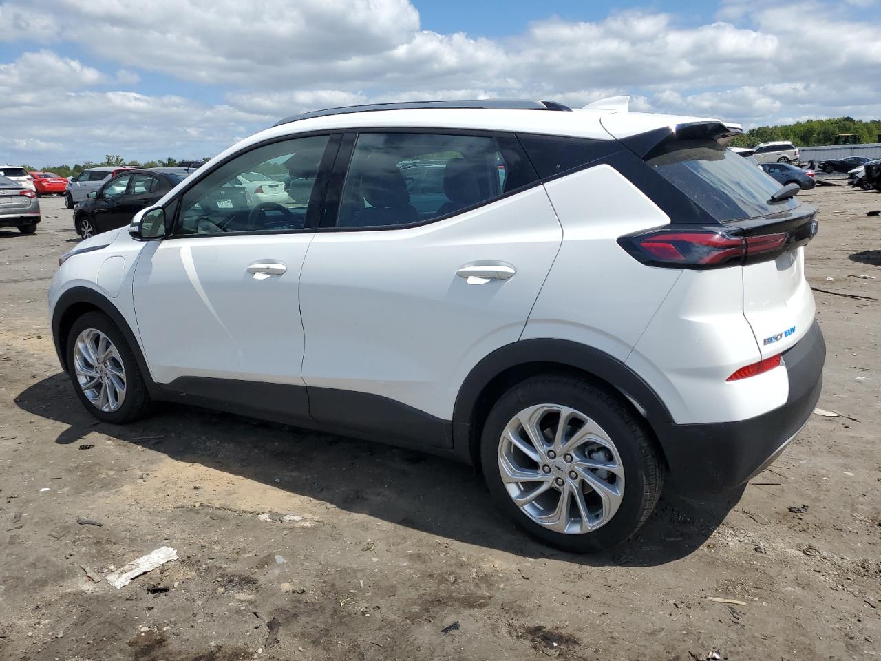 2023 CHEVROLET BOLT EUV LT VIN:1G1FY6S06P4108878