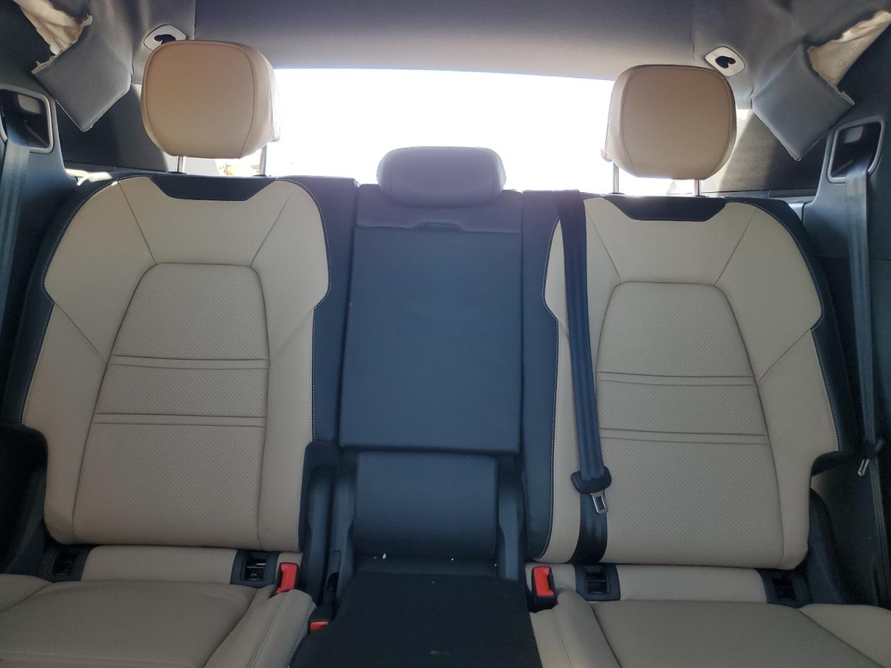 2024 PORSCHE CAYENNE  VIN:WP1AA2AY2RDA06887