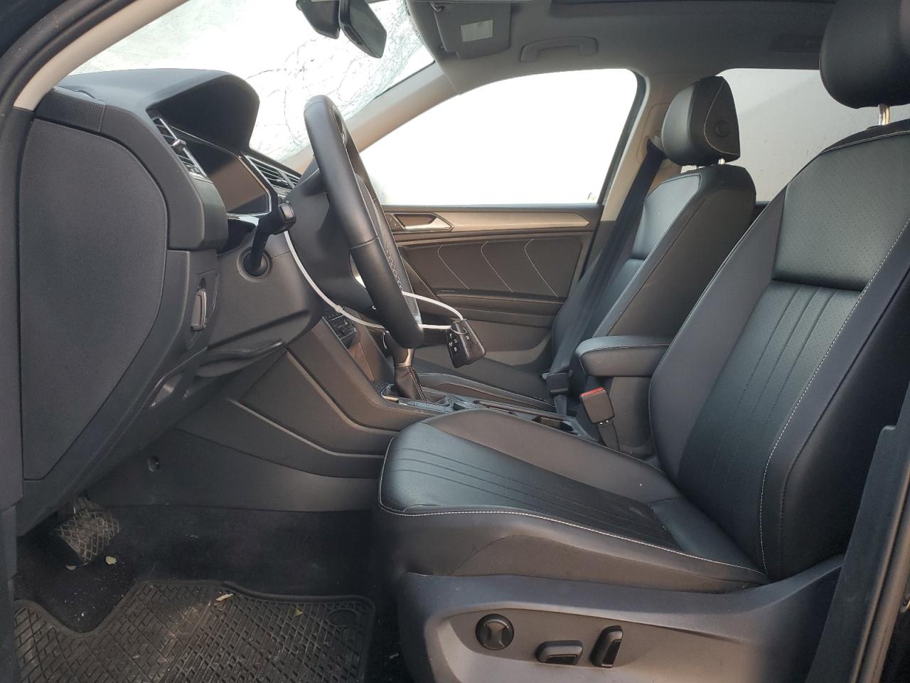 2022 VOLKSWAGEN TIGUAN SE VIN:3VV2B7AX1NM078543
