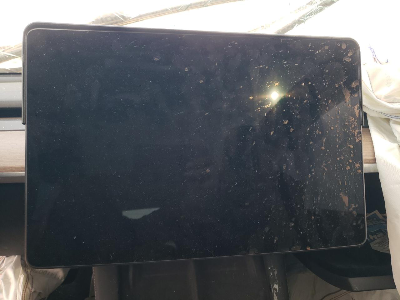 2022 TESLA MODEL Y  VIN:7SAYGAEE2NF383055