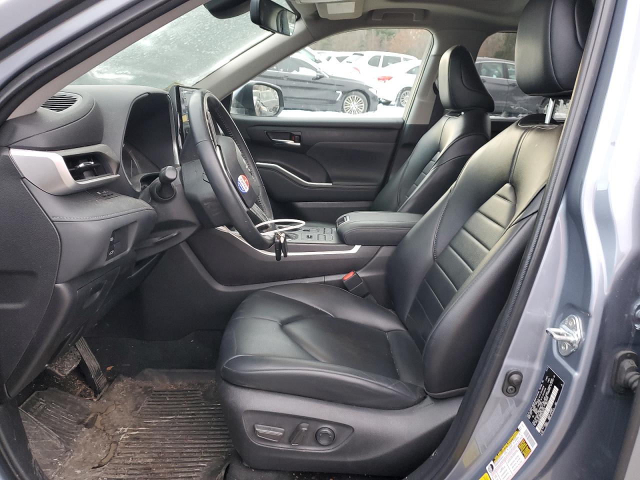 2022 TOYOTA HIGHLANDER XLE VIN:5TDGZRBH7NS183414