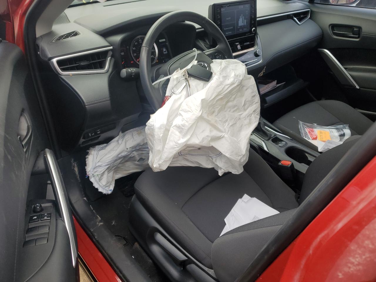 2022 TOYOTA COROLLA CROSS LE VIN:7MUCAAAG3NV035833