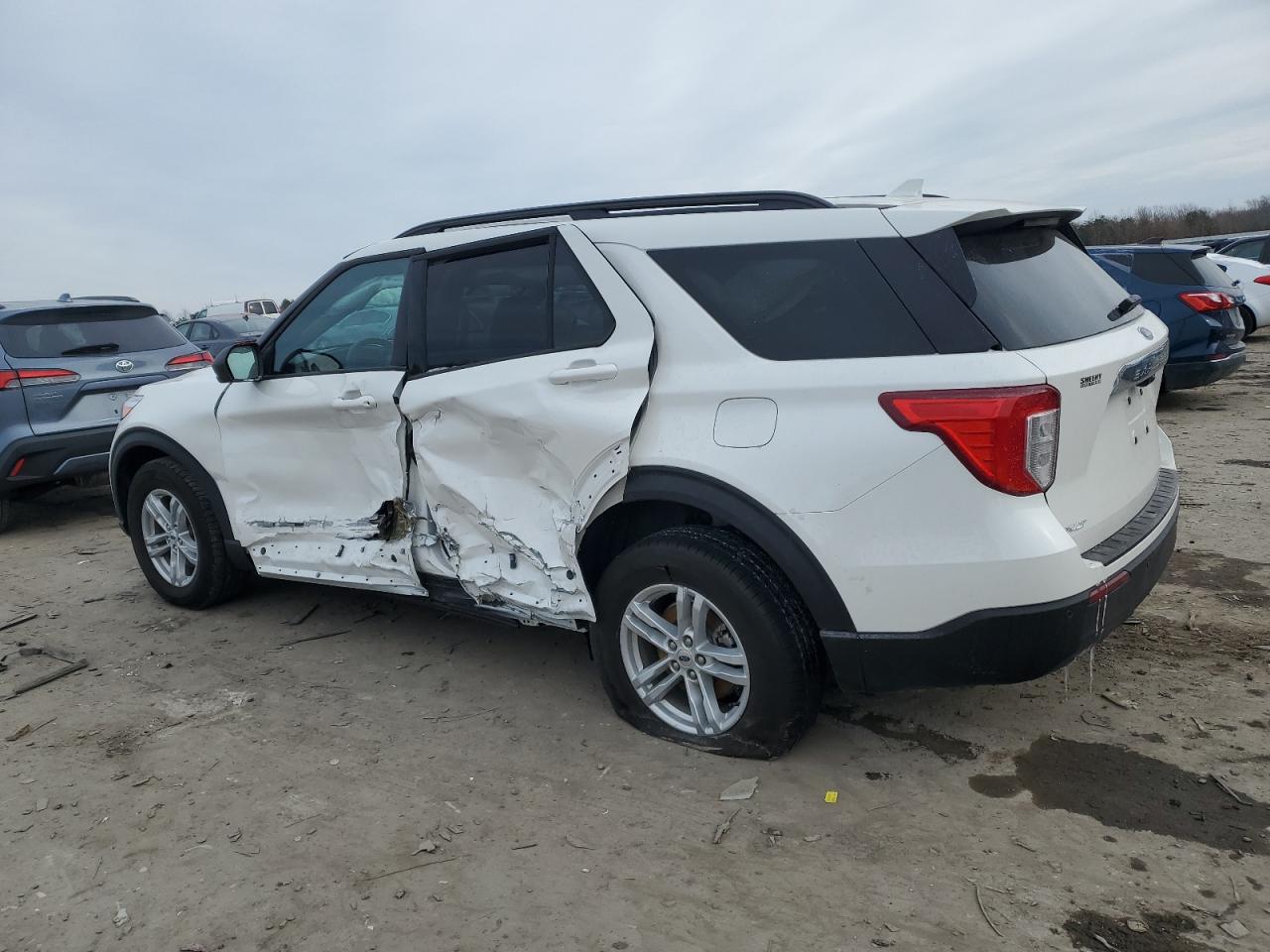 2024 FORD EXPLORER XLT VIN:1FMSK8DH1RGA63285