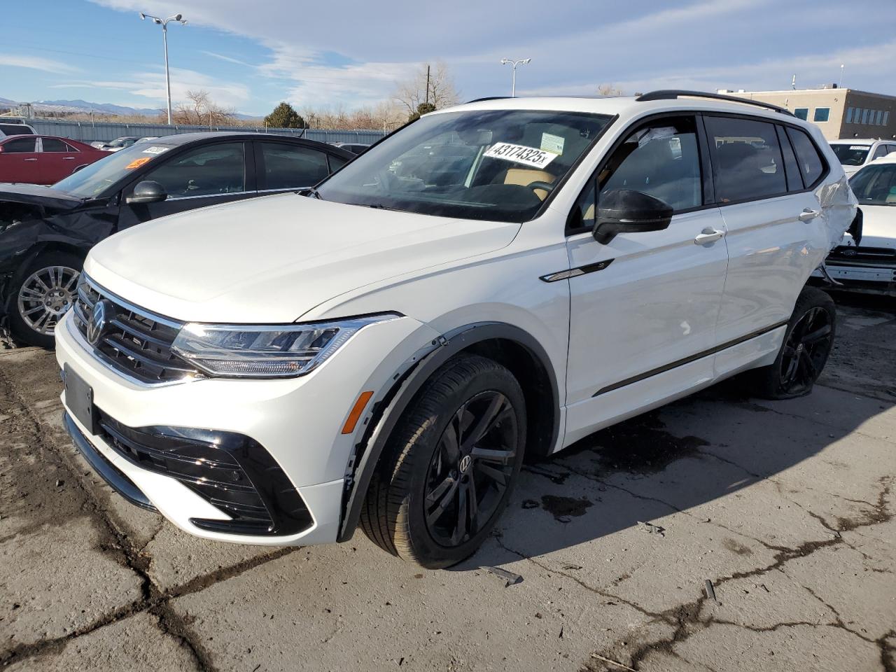 2024 VOLKSWAGEN TIGUAN SE R-LINE BLACK VIN:3VV8B7AX5RM071529