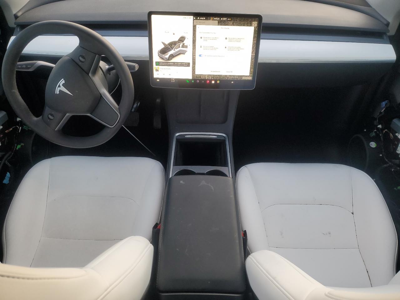 2024 TESLA MODEL Y  VIN:7SAYGDEE0RF156776