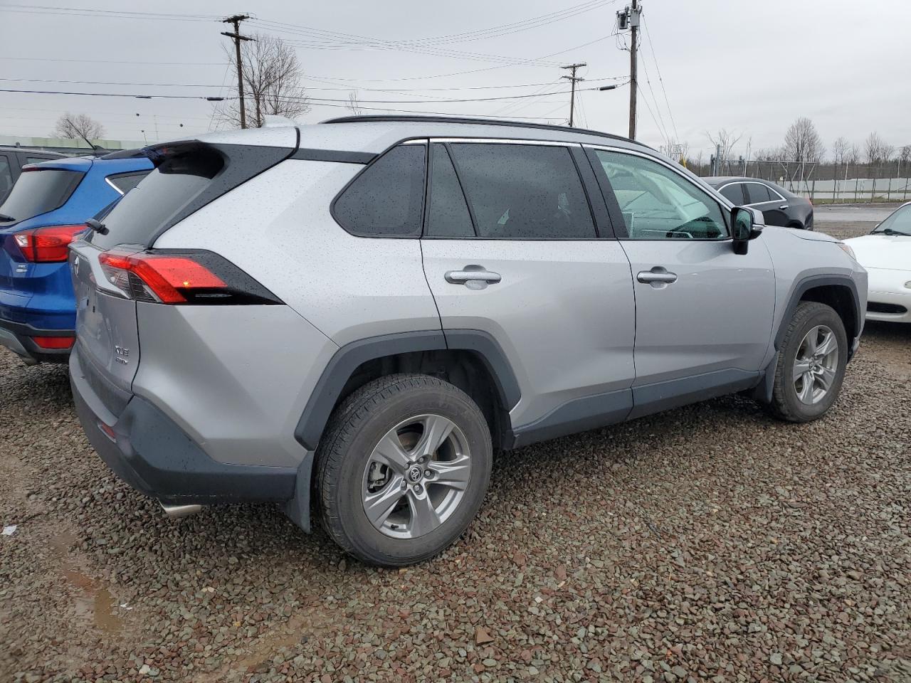2024 TOYOTA RAV4 XLE VIN:2T3P1RFV0RW462621