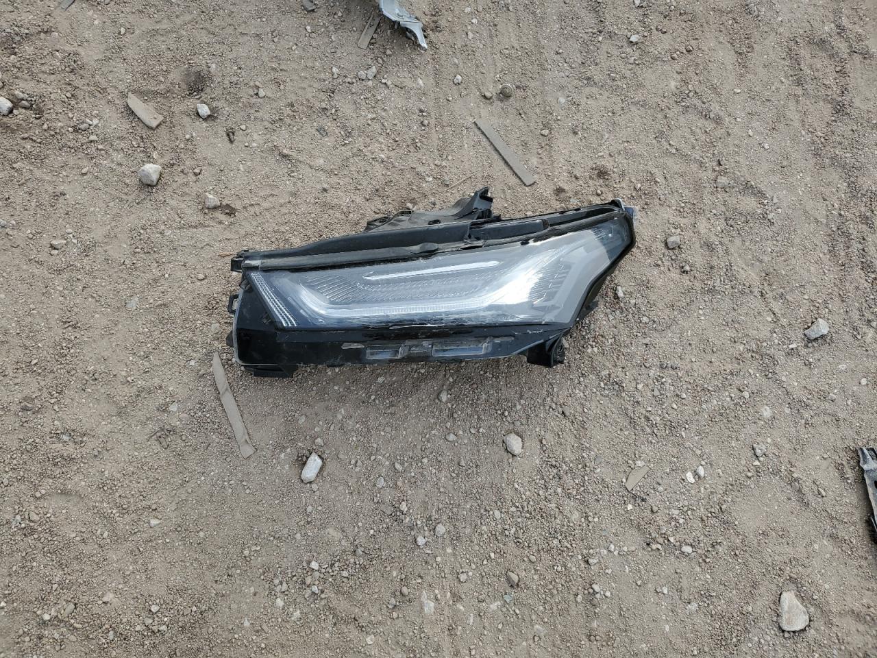 2023 CHEVROLET TRAVERSE LT VIN:1GNERGKW7PJ286611