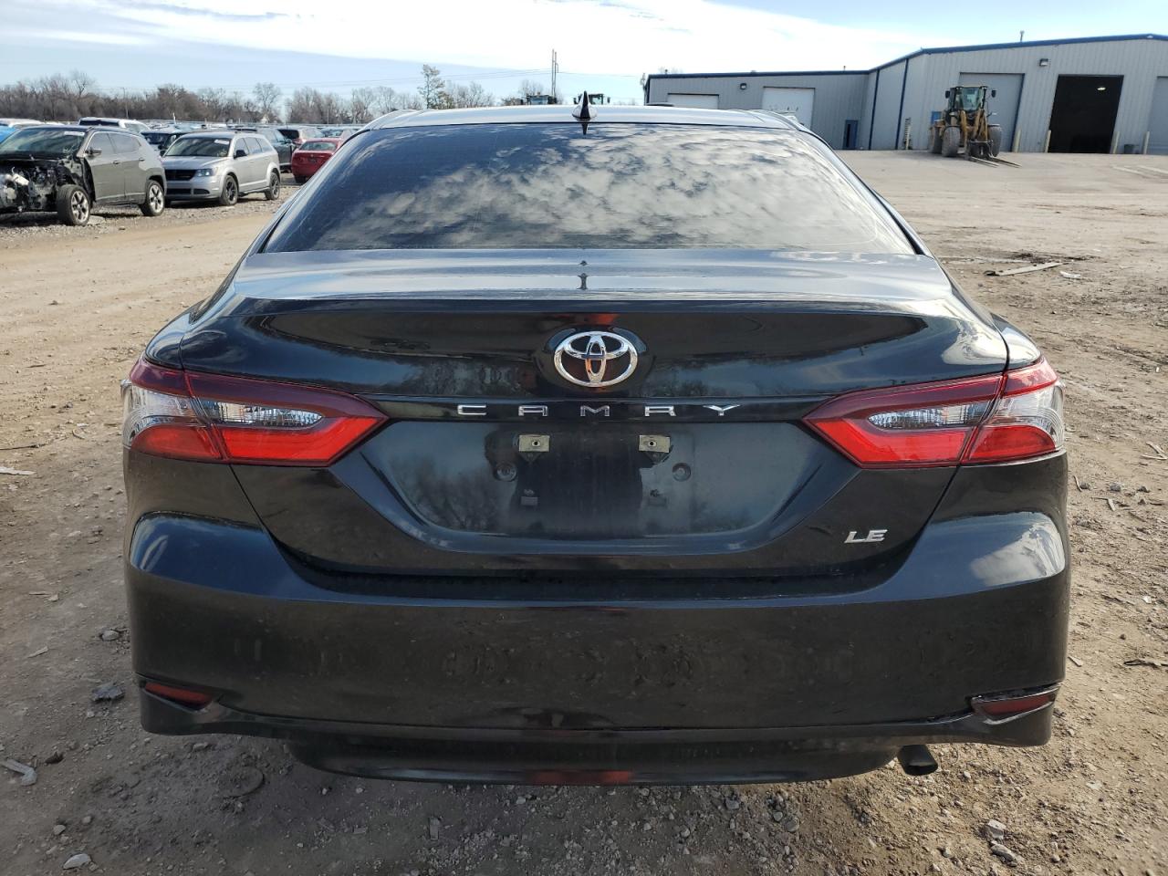 2022 TOYOTA CAMRY LE VIN:4T1C11AK1NU677263