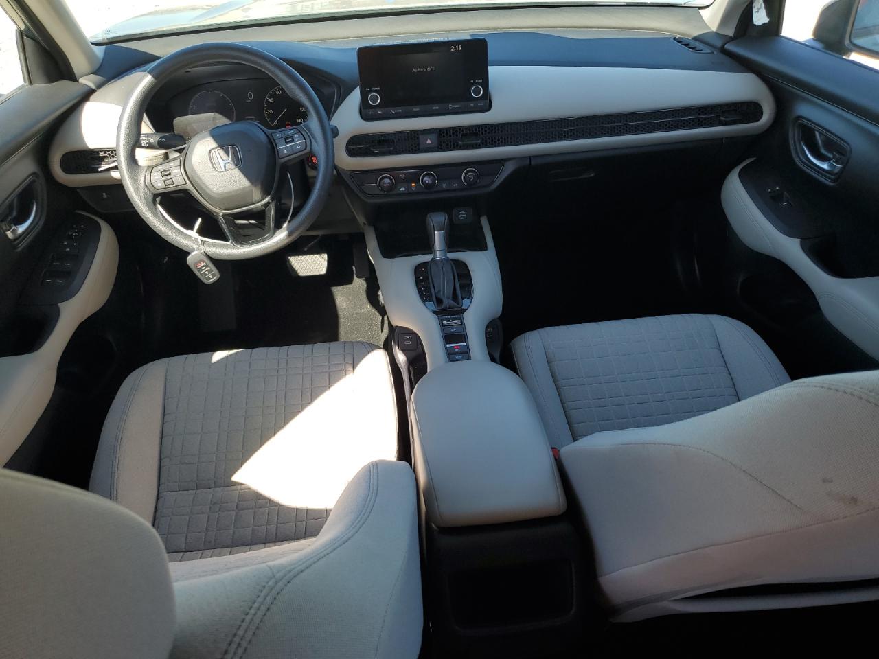 2024 HONDA HR-V LX VIN:3CZRZ1H31RM740243