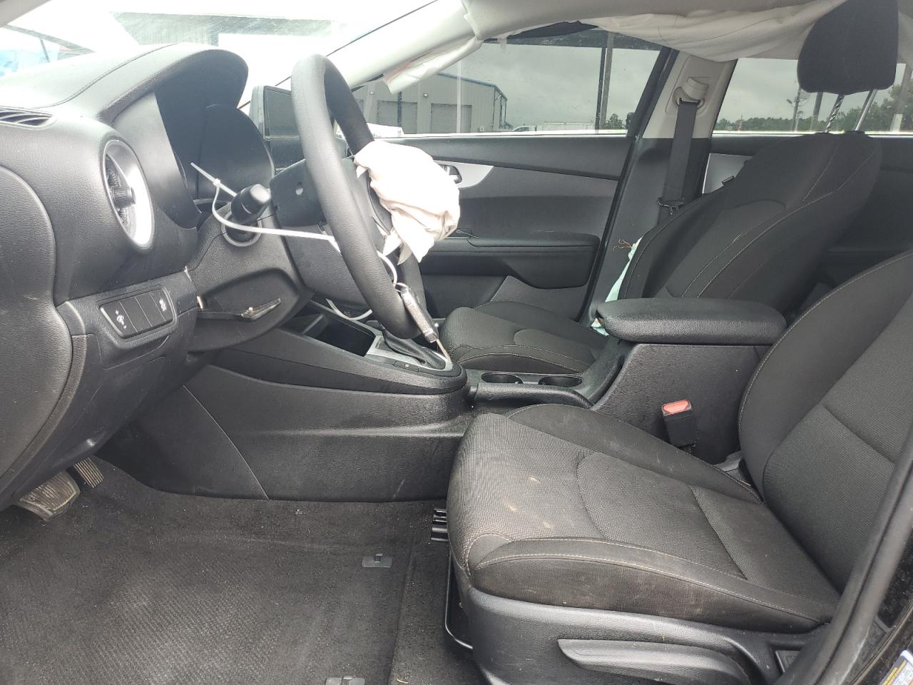2024 KIA FORTE LX VIN:3KPF24ADXRE704028