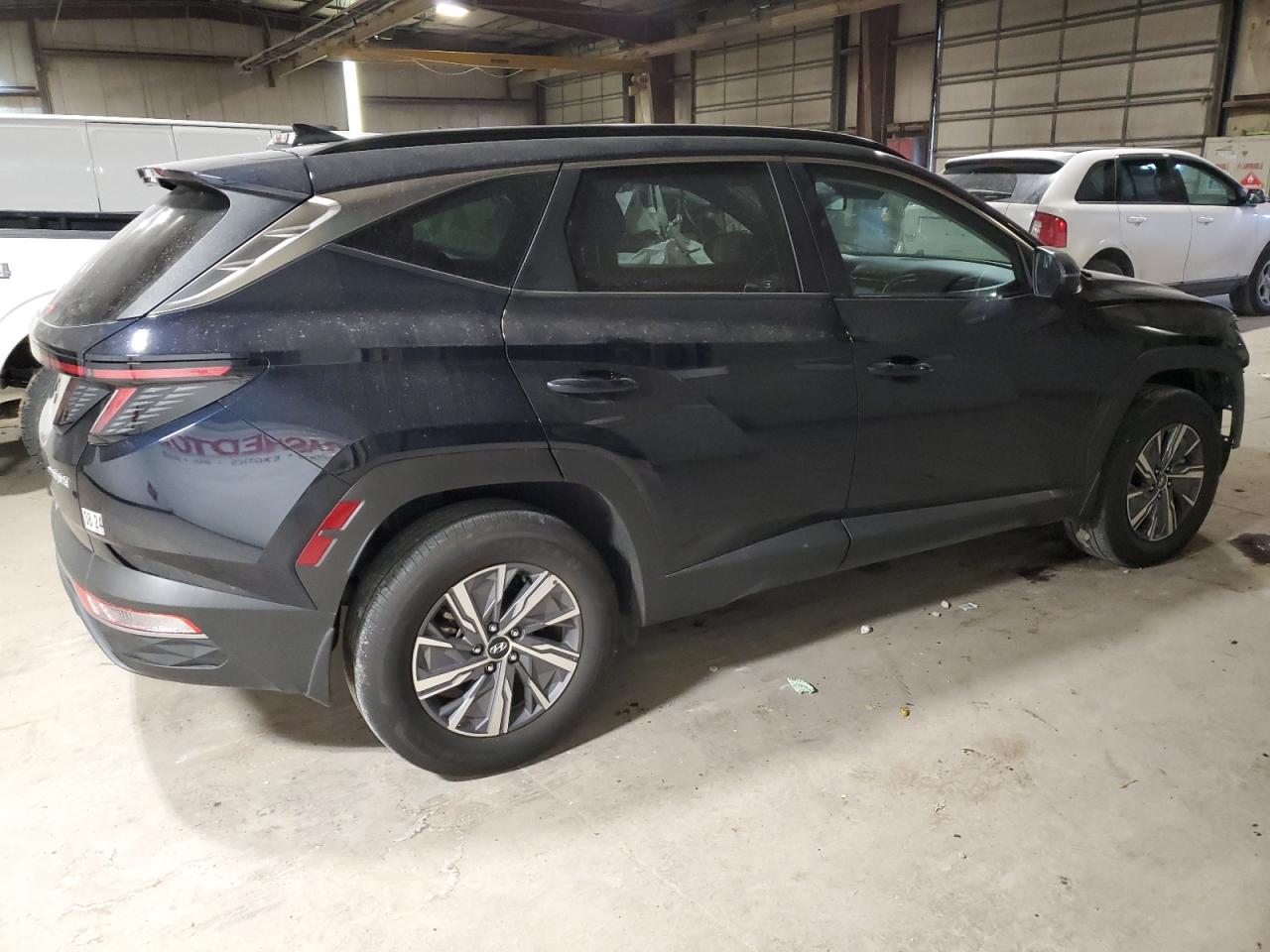 2022 HYUNDAI TUCSON BLUE VIN:KM8JBCA17NU075880