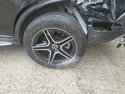 2021 Mercedes-Benz GLC 300 VIN: