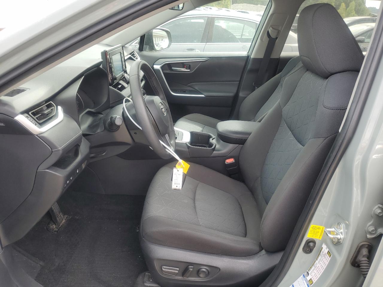 2022 TOYOTA RAV4 XLE VIN:2T3P1RFV1NW270005