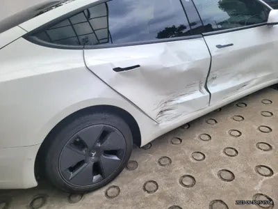 2021 Tesla Model 3 VIN: