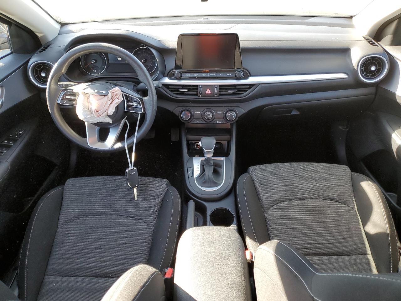 2024 KIA FORTE LX VIN:3KPF24AD9RE821163