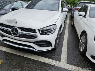 2022 Mercedes-Benz GLC 300 VIN:
