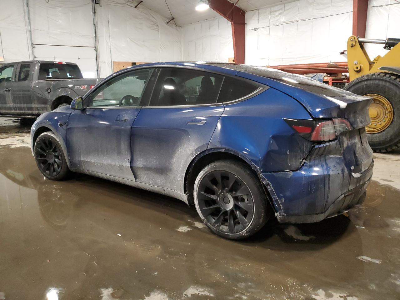 2023 TESLA MODEL Y  VIN:7SAYGAEE5PF970353