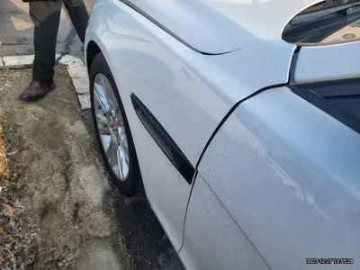 2016 Jaguar XF VIN:
