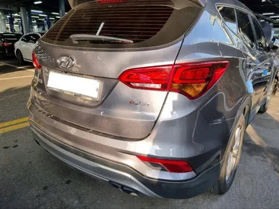 2016 Hyundai Santa FE KMHSW81UBGU619811 VIN:KMHSW81UBGU619811