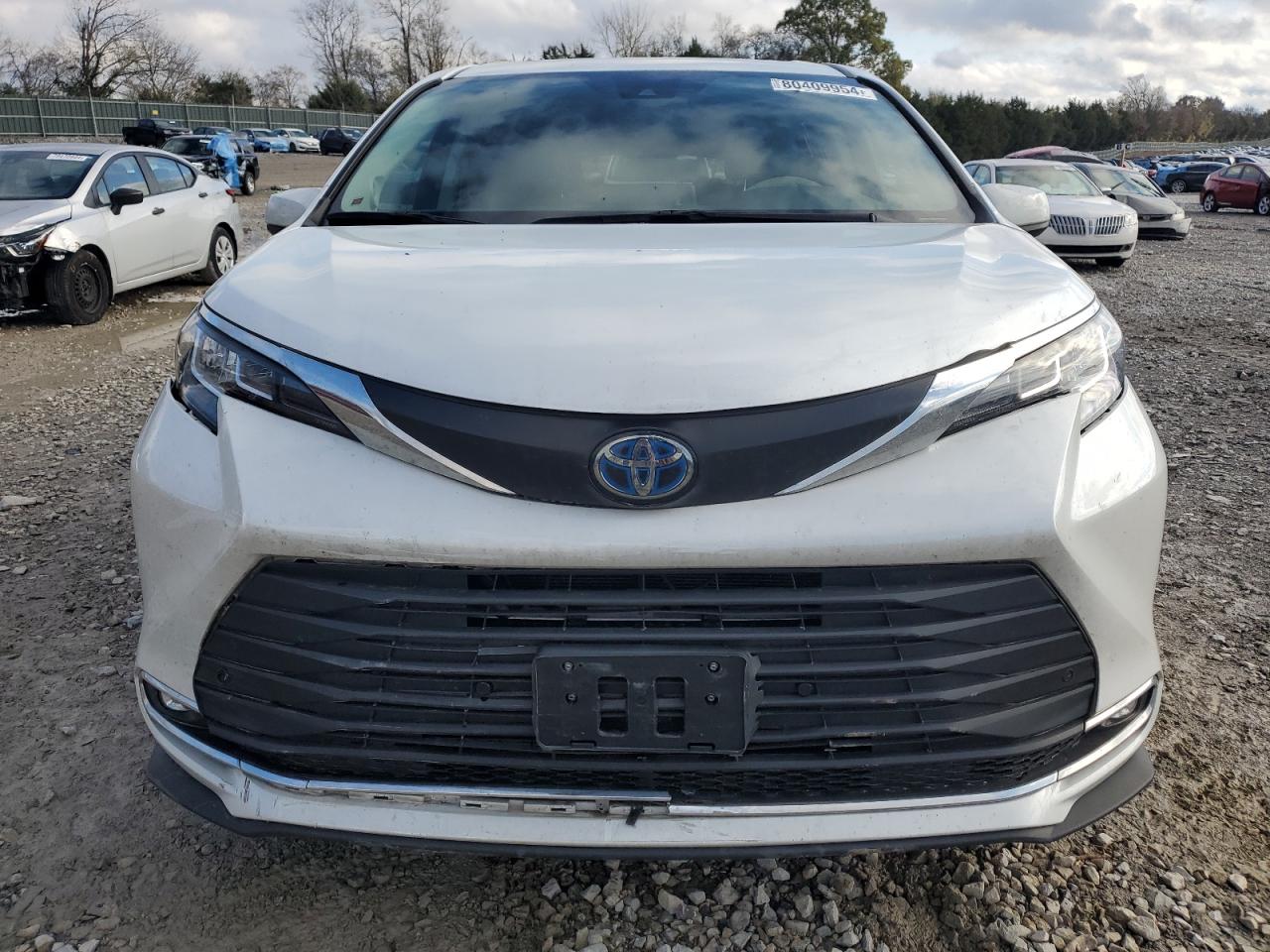 2022 TOYOTA SIENNA XLE VIN:5TDJRKEC2NS134974