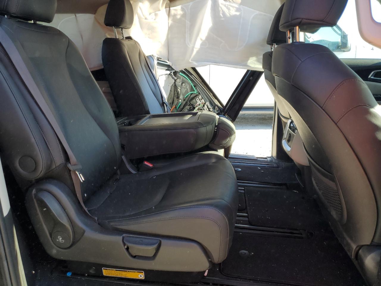2022 KIA CARNIVAL EX VIN:KNDNC5H30N6092823