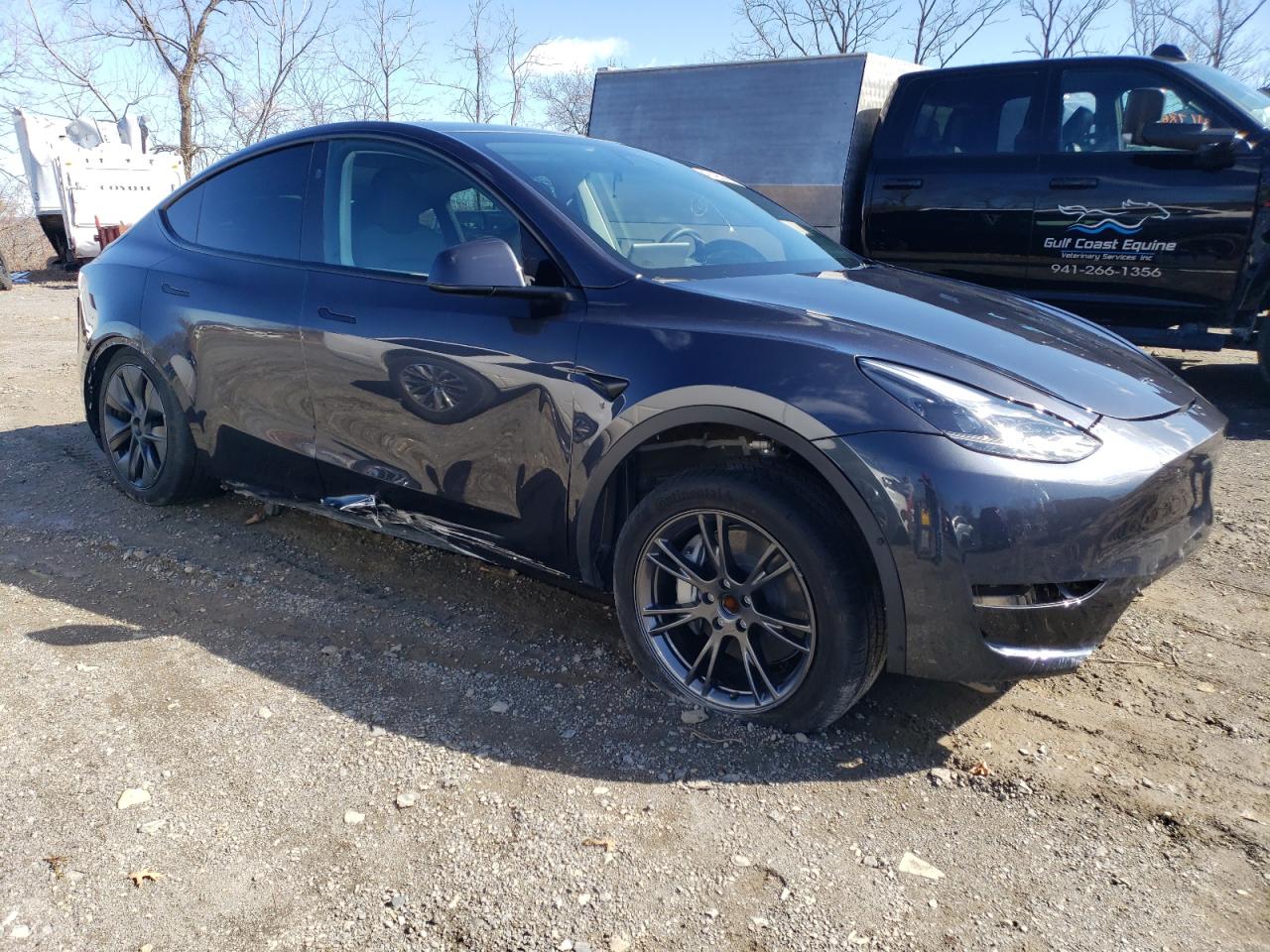 2024 TESLA MODEL Y  VIN:7SAYGDED3RF114643