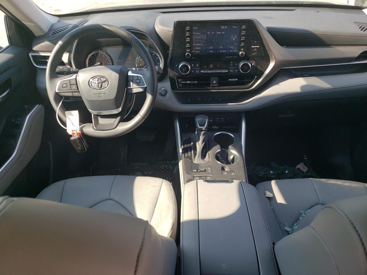 2022 TOYOTA HIGHLANDER XLE VIN:5TDGZRBH1NS213099