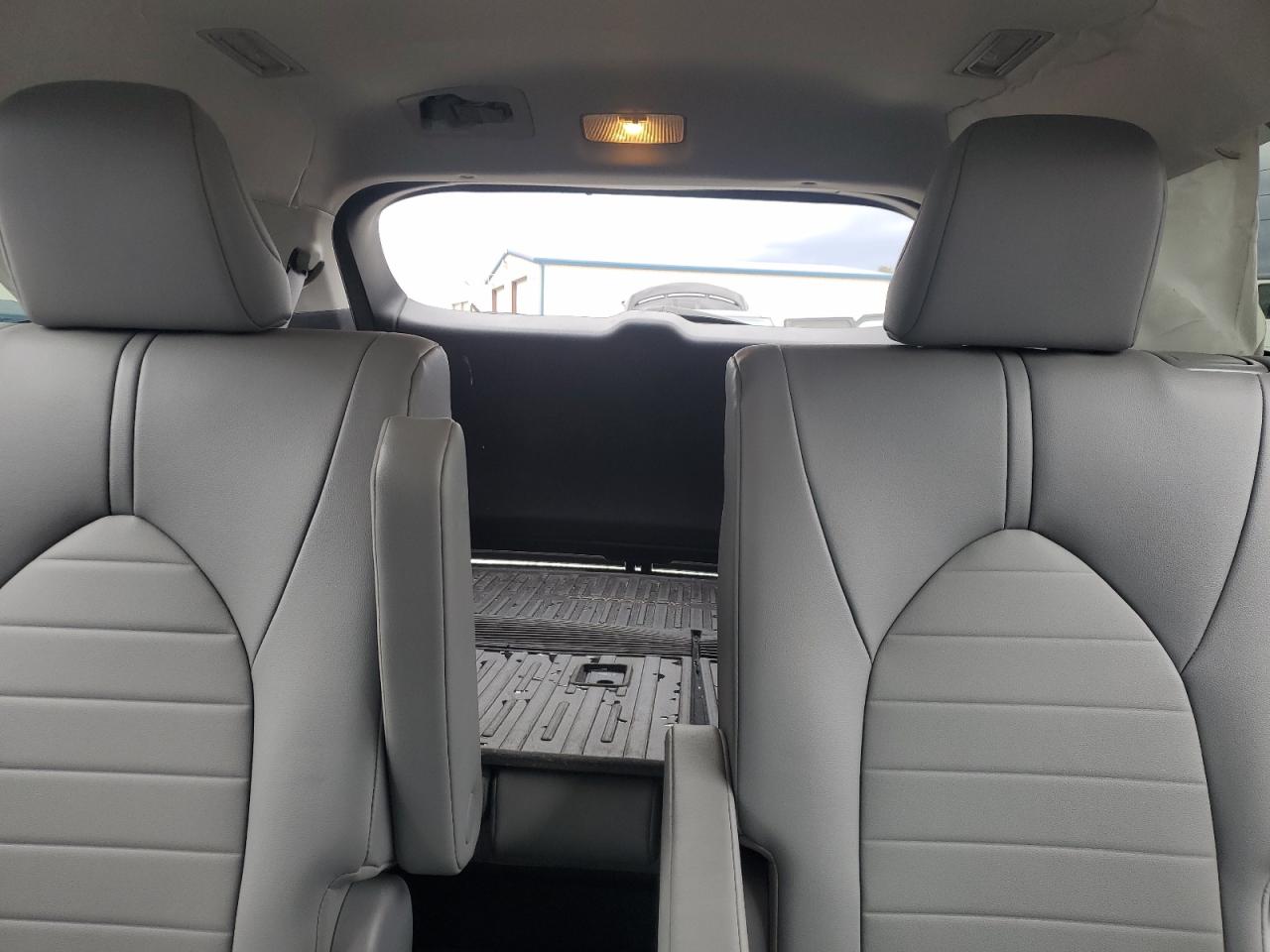 2022 TOYOTA HIGHLANDER XLE VIN:5TDGZRAH5NS114576