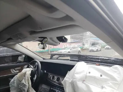 2019 Mercedes-Benz E 300 WDDZF4KB3KA667935 VIN:WDDZF4KB3KA667935