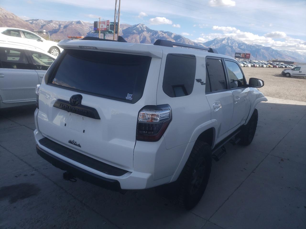 2022 TOYOTA 4RUNNER SR5 PREMIUM VIN:JTERU5JR2N6085512