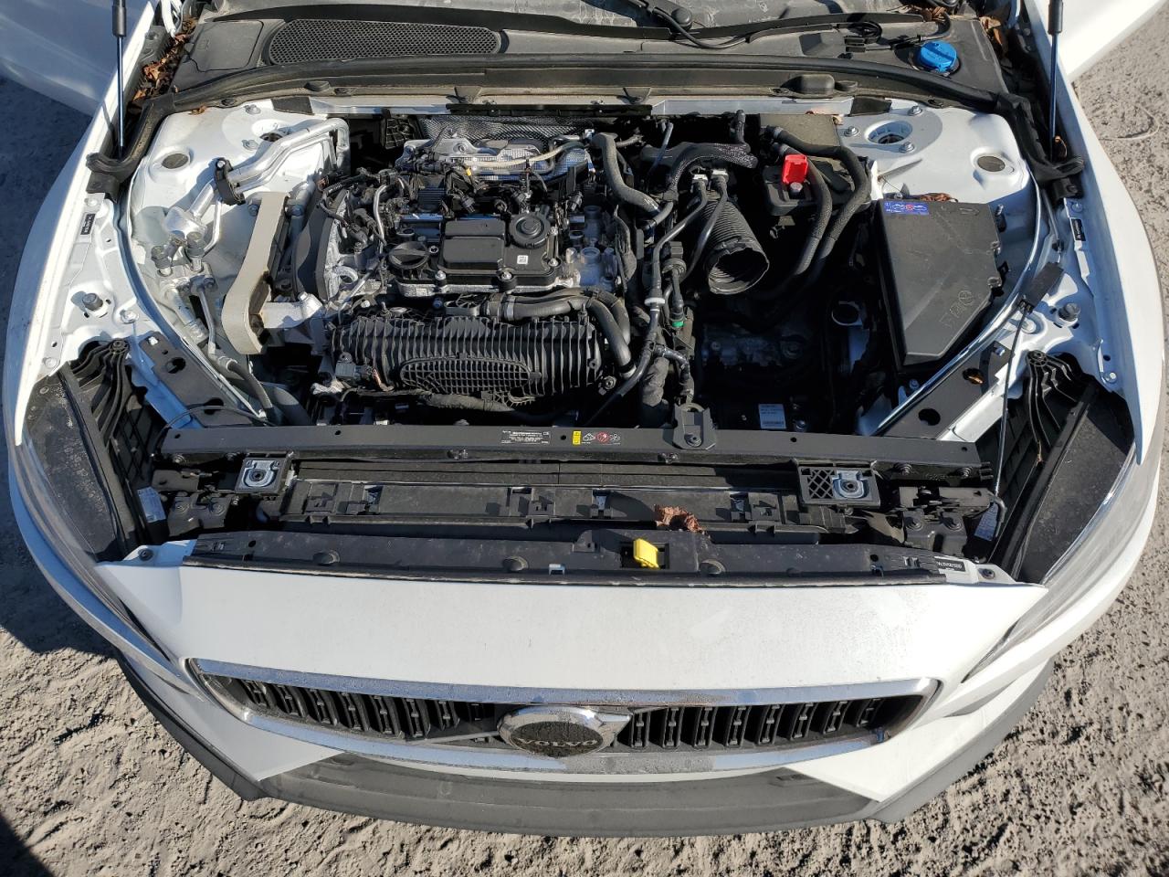 2024 VOLVO V60 CROSS COUNTRY PLUS VIN:YV4L12WY0R2135500