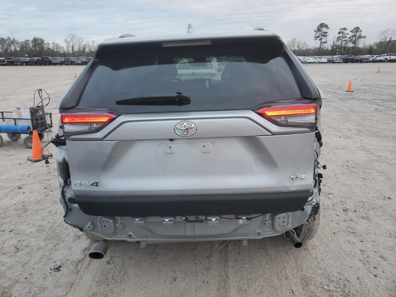 2023 TOYOTA RAV4 XLE VIN:5NPEB4AC7BH014466
