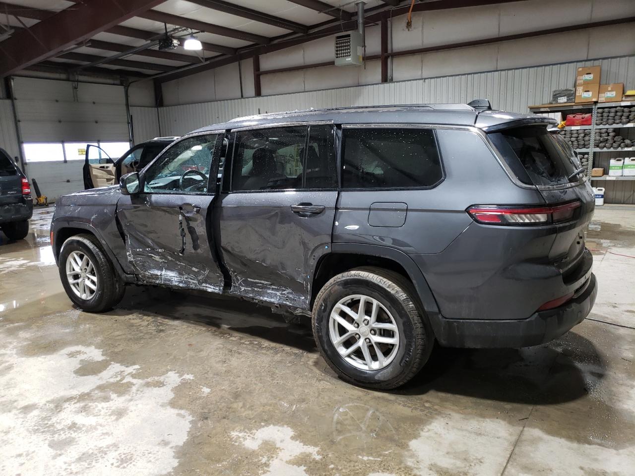 2022 JEEP GRAND CHEROKEE L LAREDO VIN:1C4RJKAG5N8595593