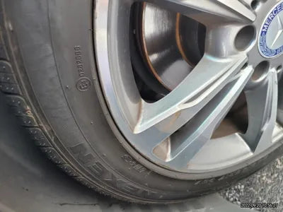 2015 Mercedes-Benz E 220 VIN: